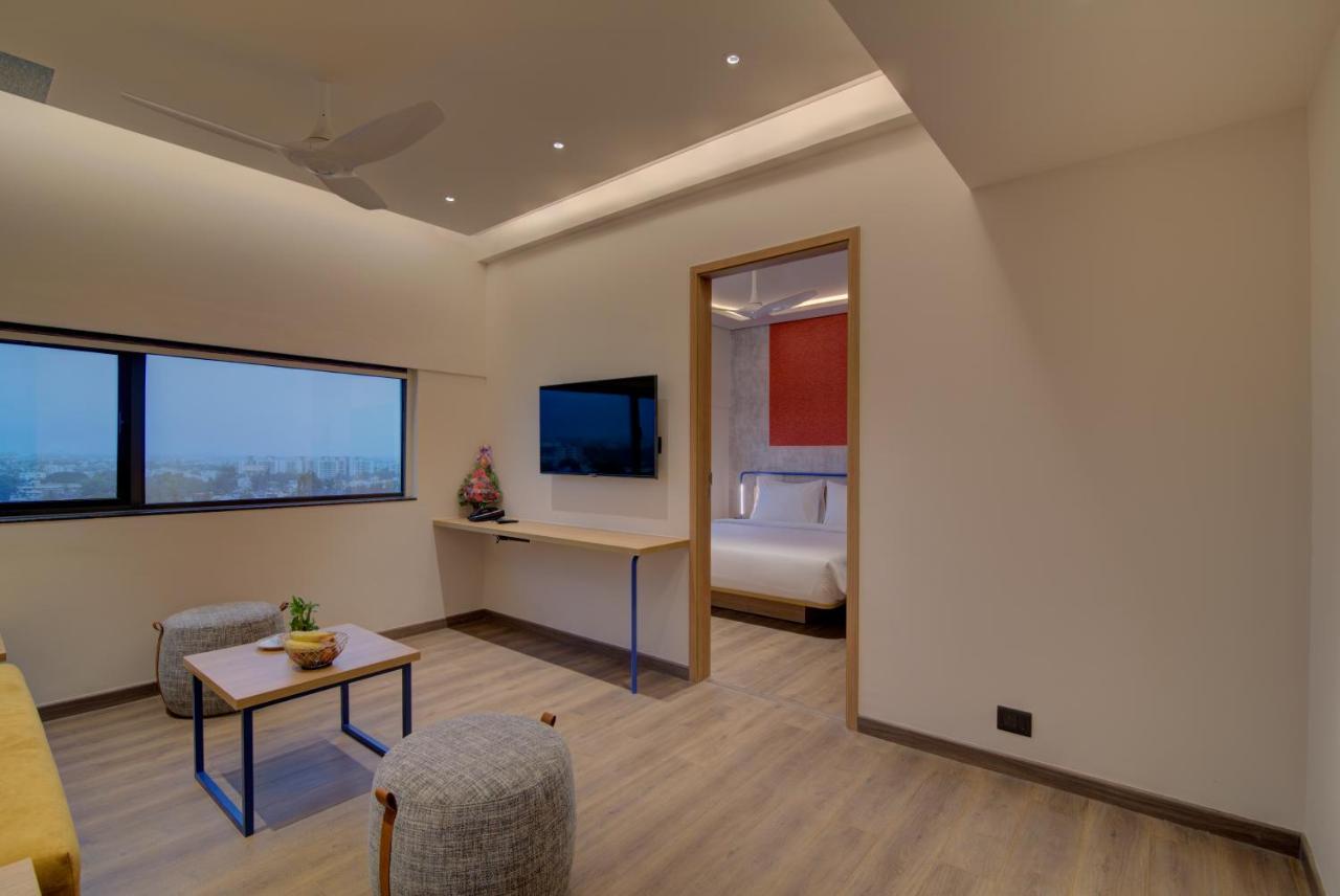 7 Apple Hotel Nashik Buitenkant foto