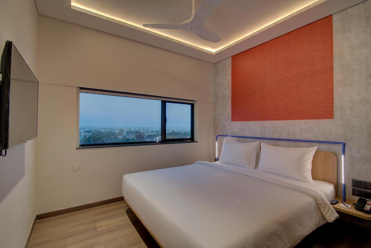 7 Apple Hotel Nashik Buitenkant foto